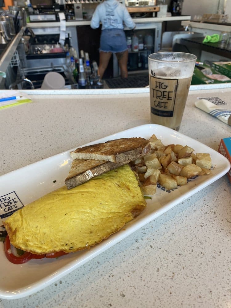 Breakfast omelet and iced coffee at the Fig Tree Cafe